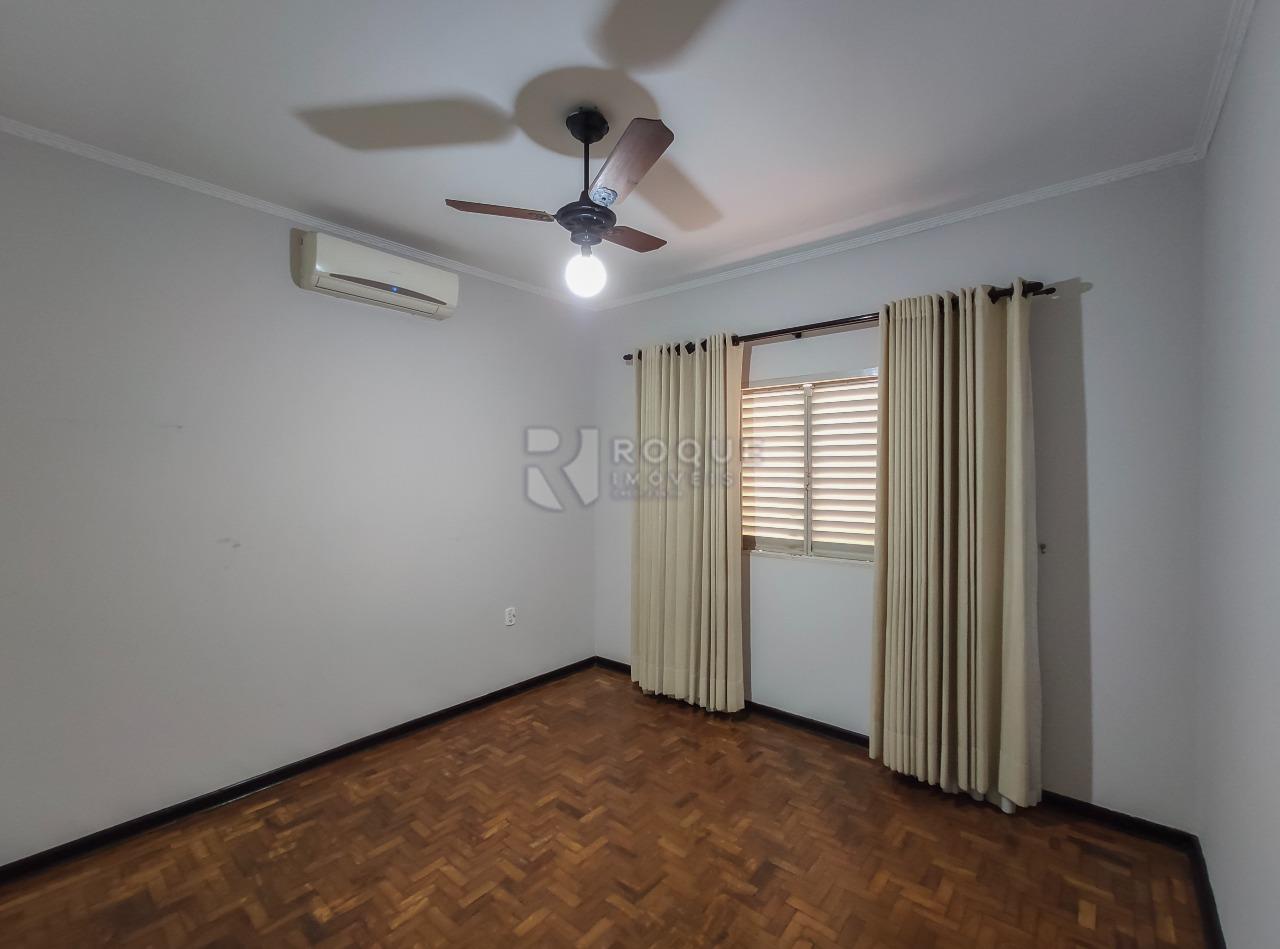 Casa Residencial para aluguel no bairro Centro: Dormitório 2