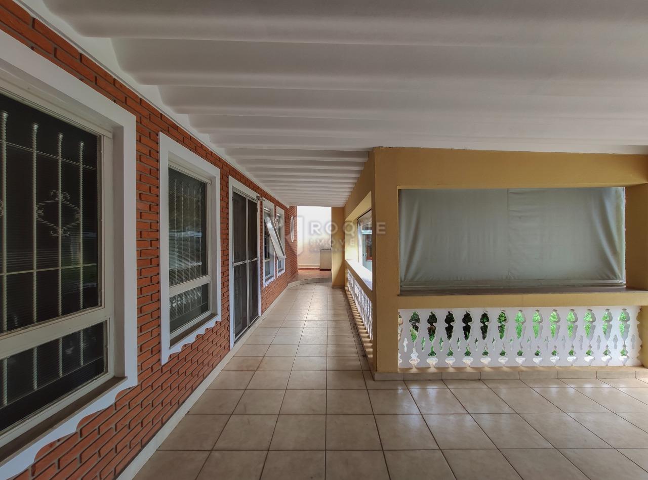 Casa Residencial para aluguel no bairro Centro: Garagem 