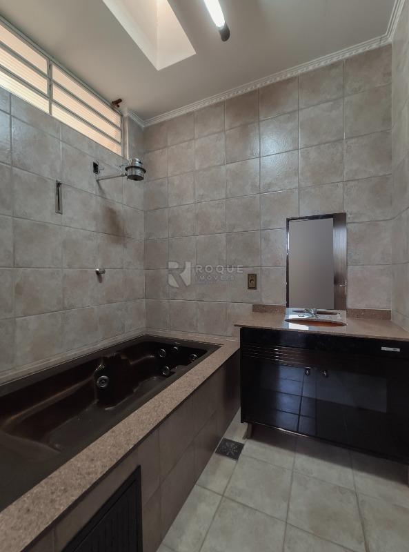 Casa Residencial para aluguel no bairro Centro: Hidromassagem suíte 