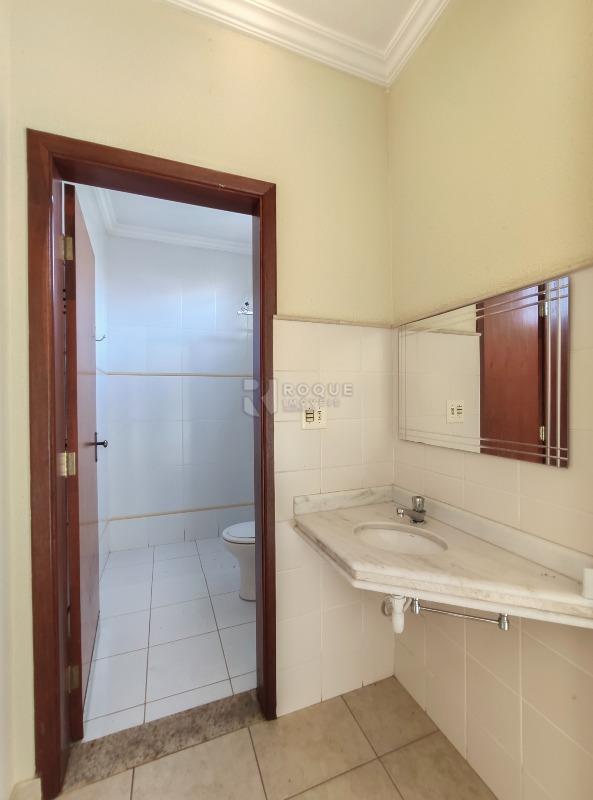 Casa Residencial para aluguel no bairro Centro: Lavabo / rancho 