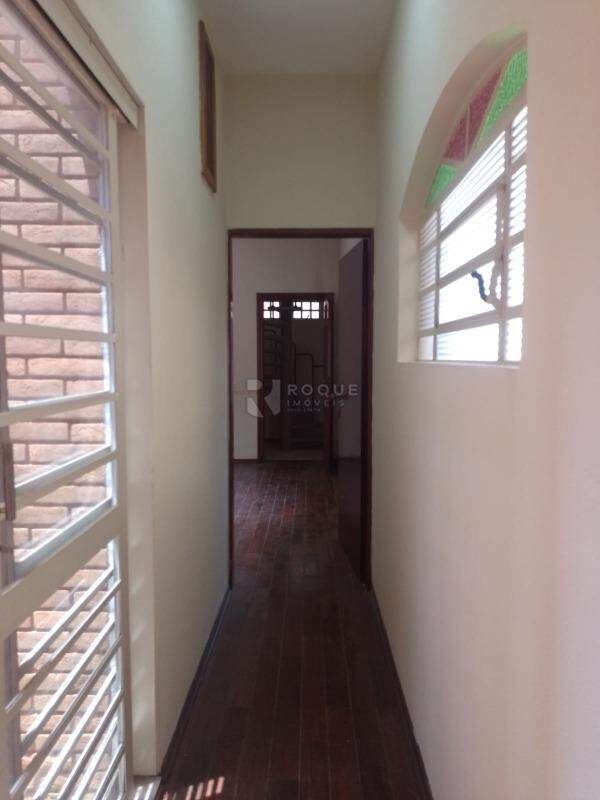 Casa Residencial para aluguel no bairro Jardim Ouro Verde: Hall dormitório 2