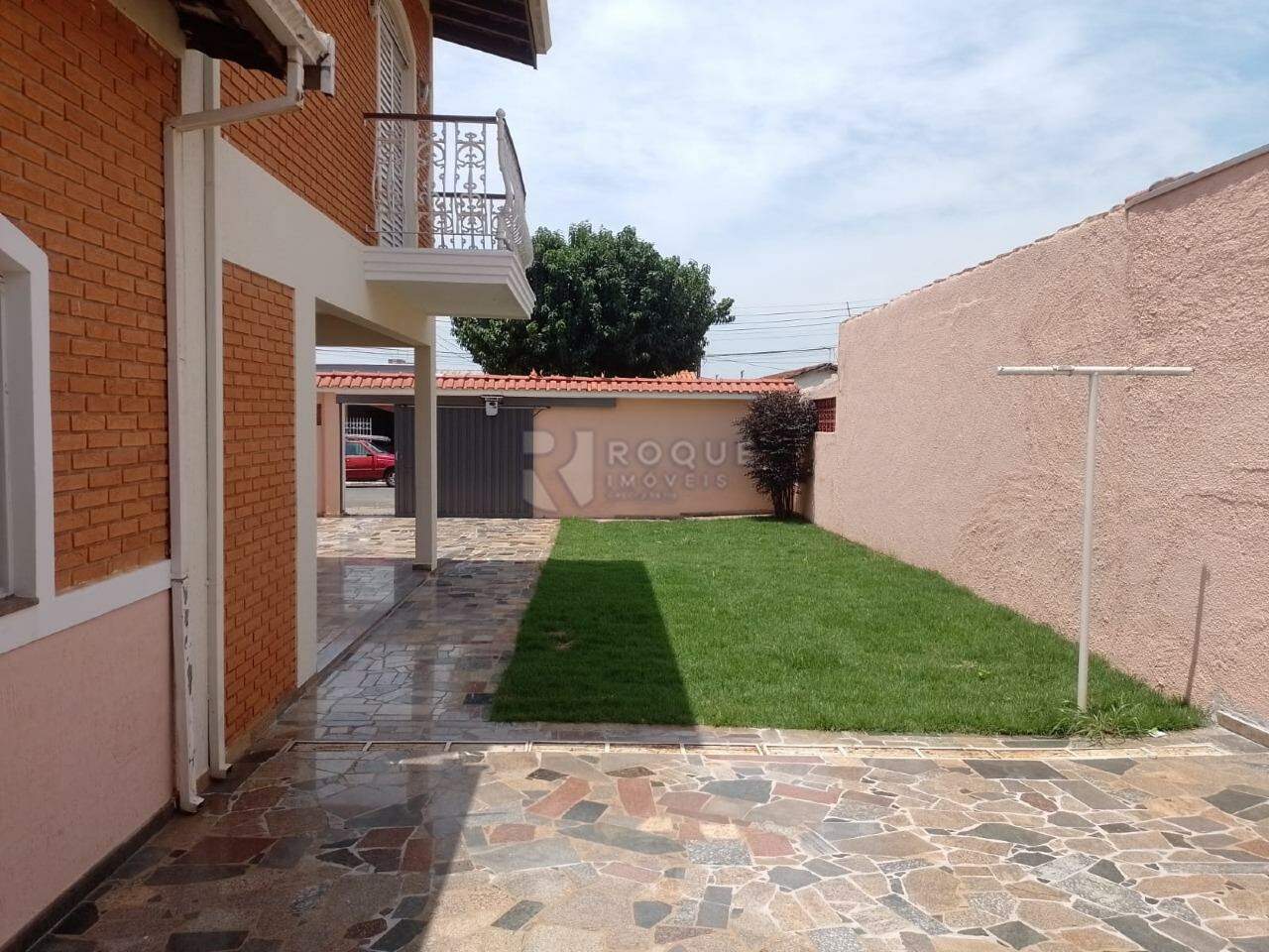 Casa Residencial para aluguel no bairro Jardim Ouro Verde: Quintal