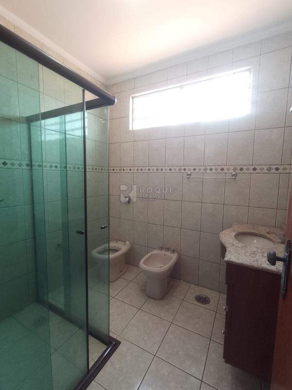 Casa Residencial para aluguel no bairro Jardim Ouro Verde: WC dormitório 3