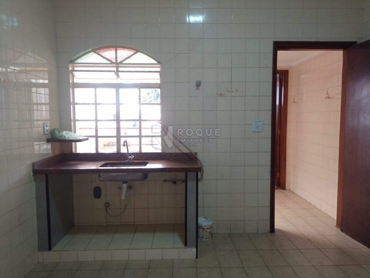 Casa Residencial para aluguel no bairro Jardim Ouro Verde: Cozinha