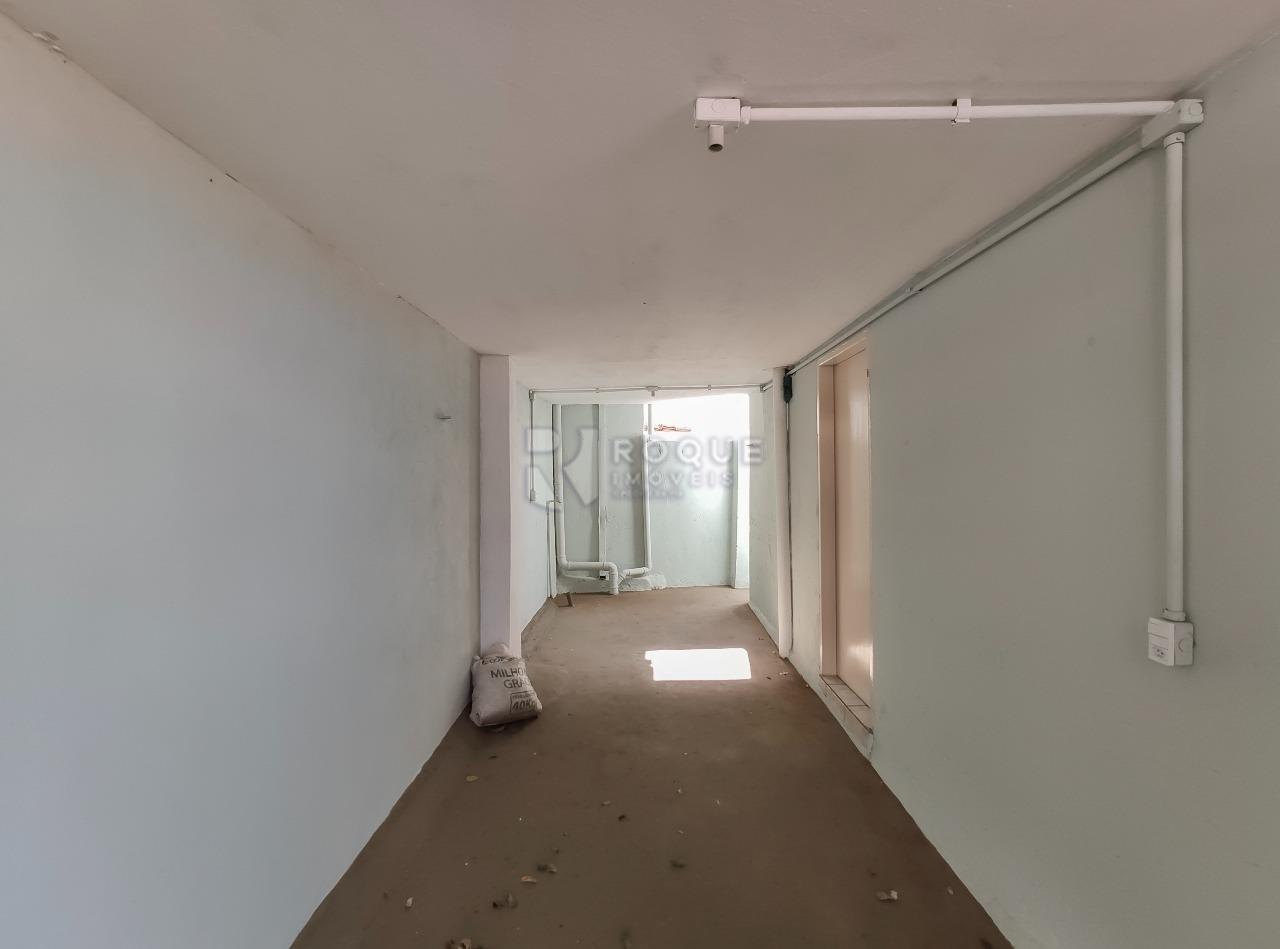 Casa Residencial para aluguel no bairro Vila Piza: Garagem 