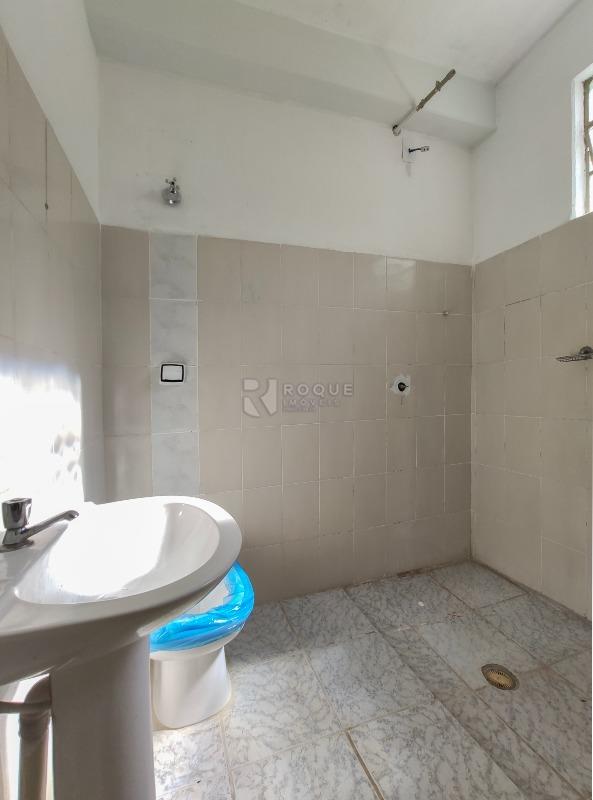 Casa Residencial para aluguel no bairro Vila Piza: WC social 