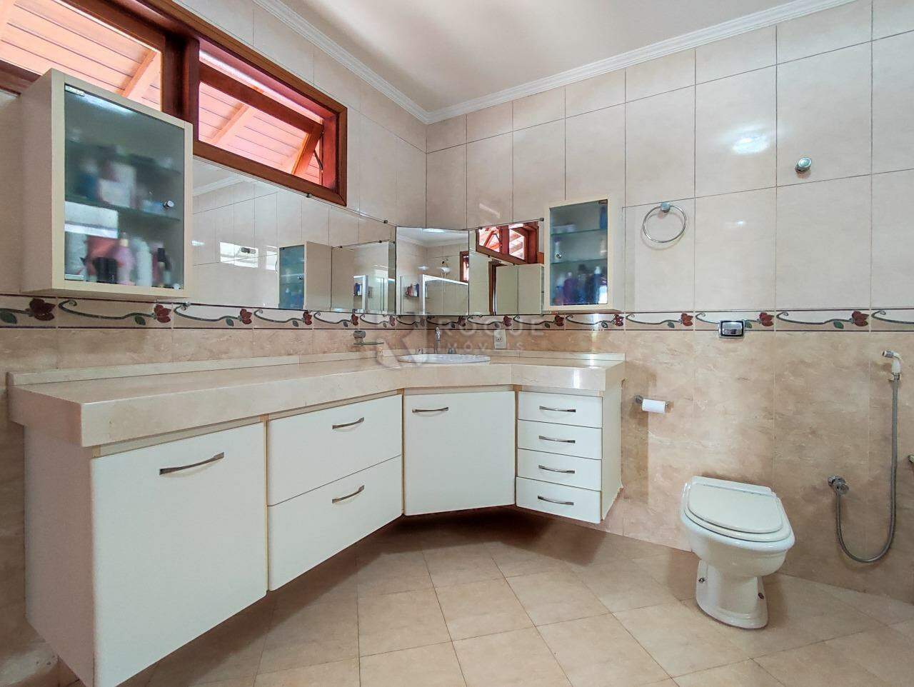 Casa Residencial à venda no bairro Jardim Alcides Modenez: WC SUÍTE