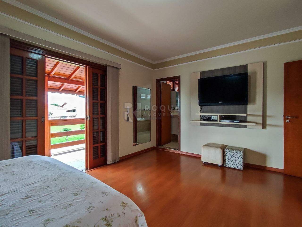 Casa Residencial à venda no bairro Jardim Alcides Modenez: SUÍTE