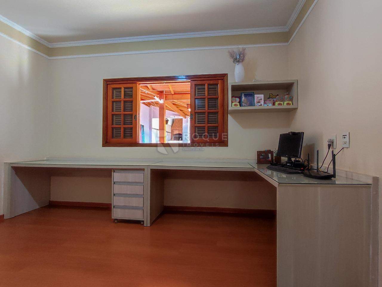 Casa Residencial à venda no bairro Jardim Alcides Modenez: DORMITÓRIO 1