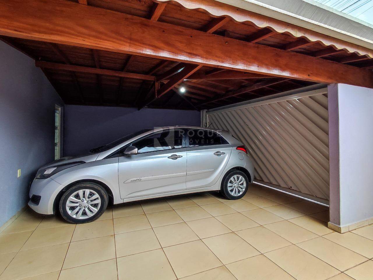 Casa Residencial à venda no bairro Jardim Alcides Modenez: GARAGEM