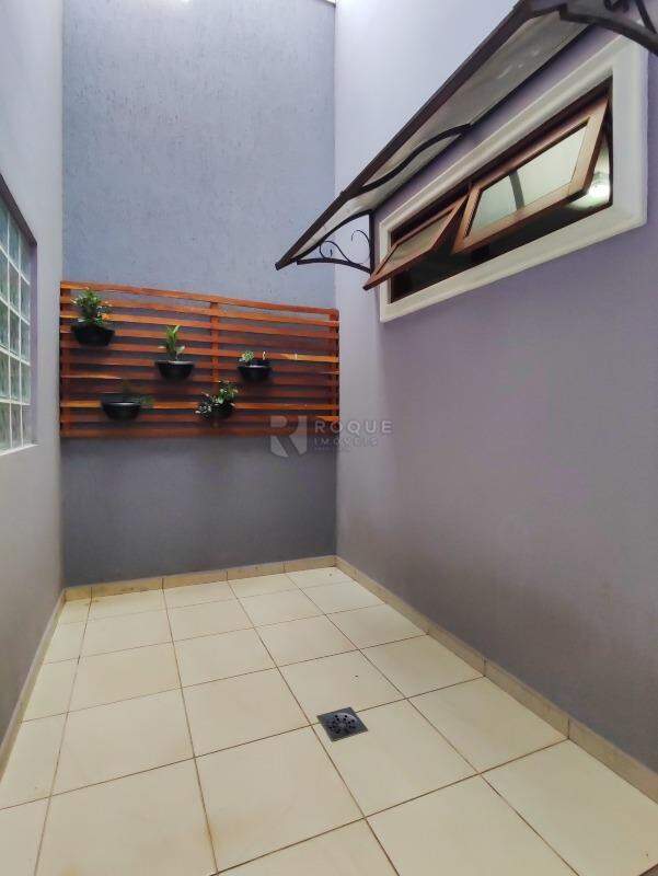 Casa Residencial à venda no bairro Jardim Alcides Modenez: JARDIM DE INVERNO