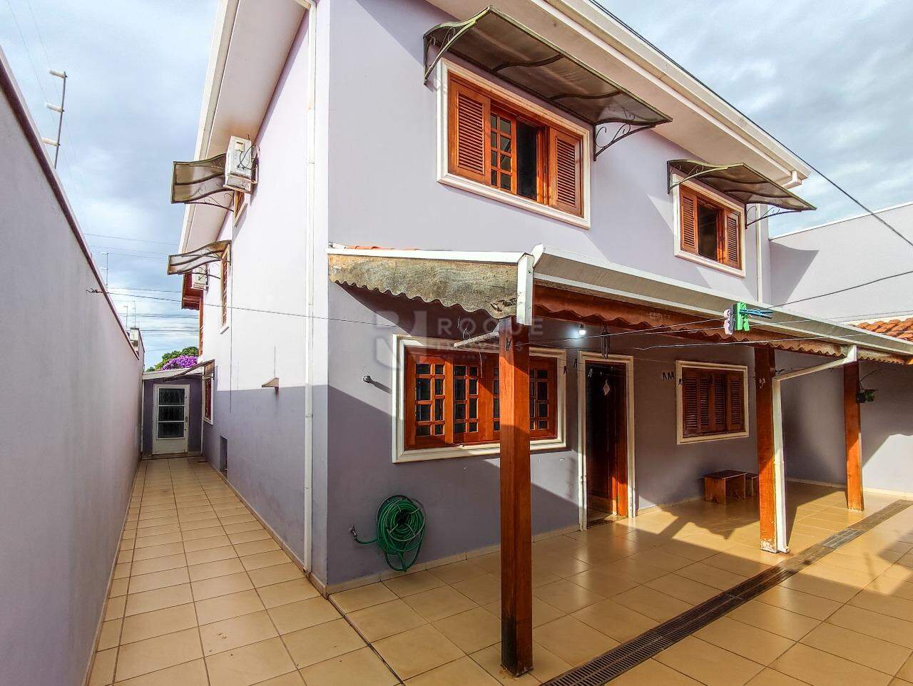 Casa Residencial à venda no bairro Jardim Alcides Modenez: FUNDOS