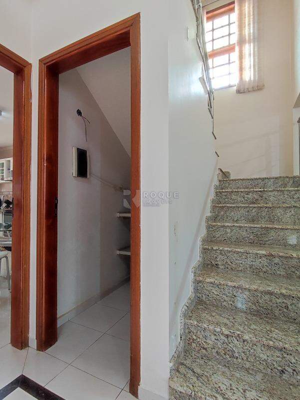 Casa Residencial à venda no bairro Jardim Alcides Modenez: DESPENSA