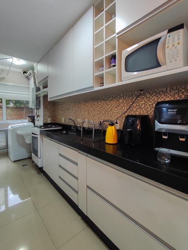 Apartamento à venda no bairro Jardim Esmeralda: COZINHA