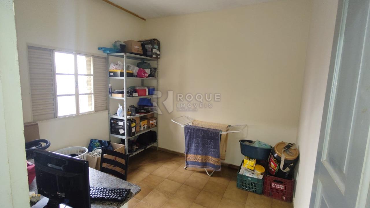 Casa Residencial à venda no bairro Vila Cristovam: 