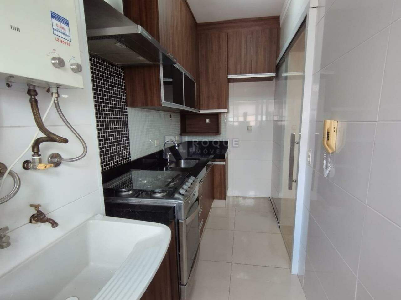Apartamento à venda no bairro Vila Queiroz: 