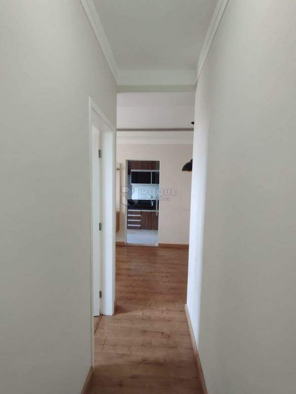 Apartamento à venda no bairro Vila Queiroz: 
