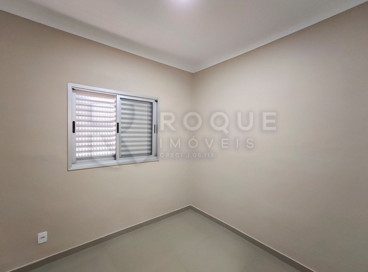 Apartamento para aluguel no bairro Chácaras Antonieta: 