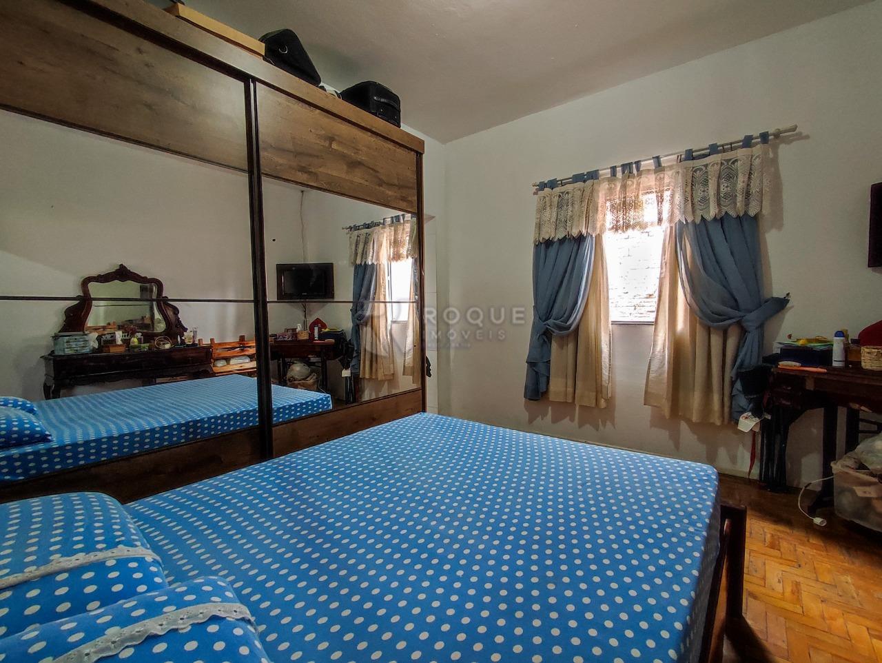 Casa Residencial à venda no bairro Jardim Santa Cecília: SUÍTE