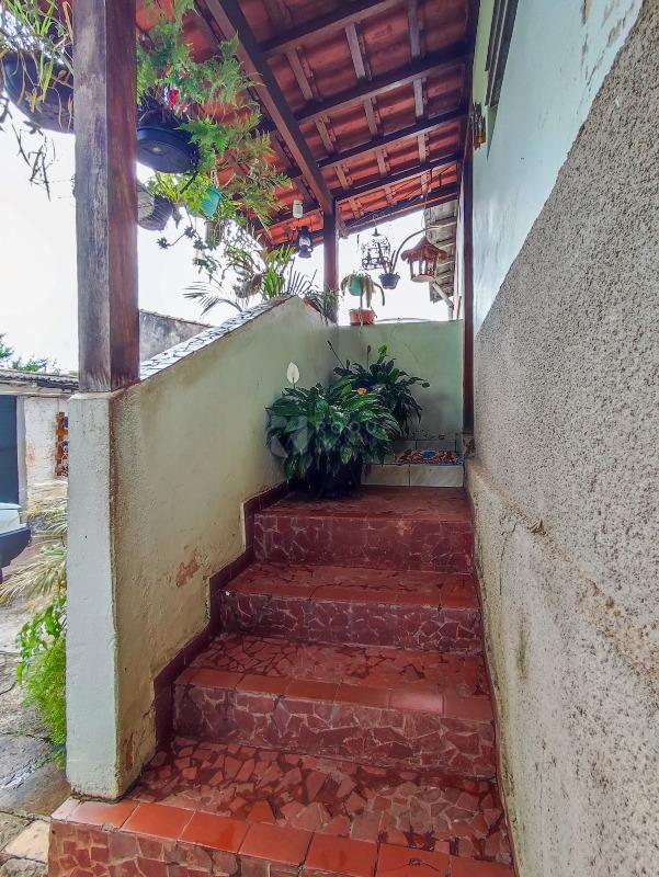 Casa Residencial à venda no bairro Jardim Santa Cecília: ACESSO AO QUINTAL