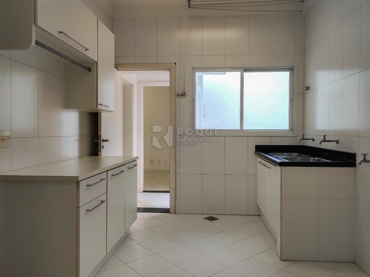 Casa em condomínio à venda no bairro Jardim Itapoã: LAVANDERIA