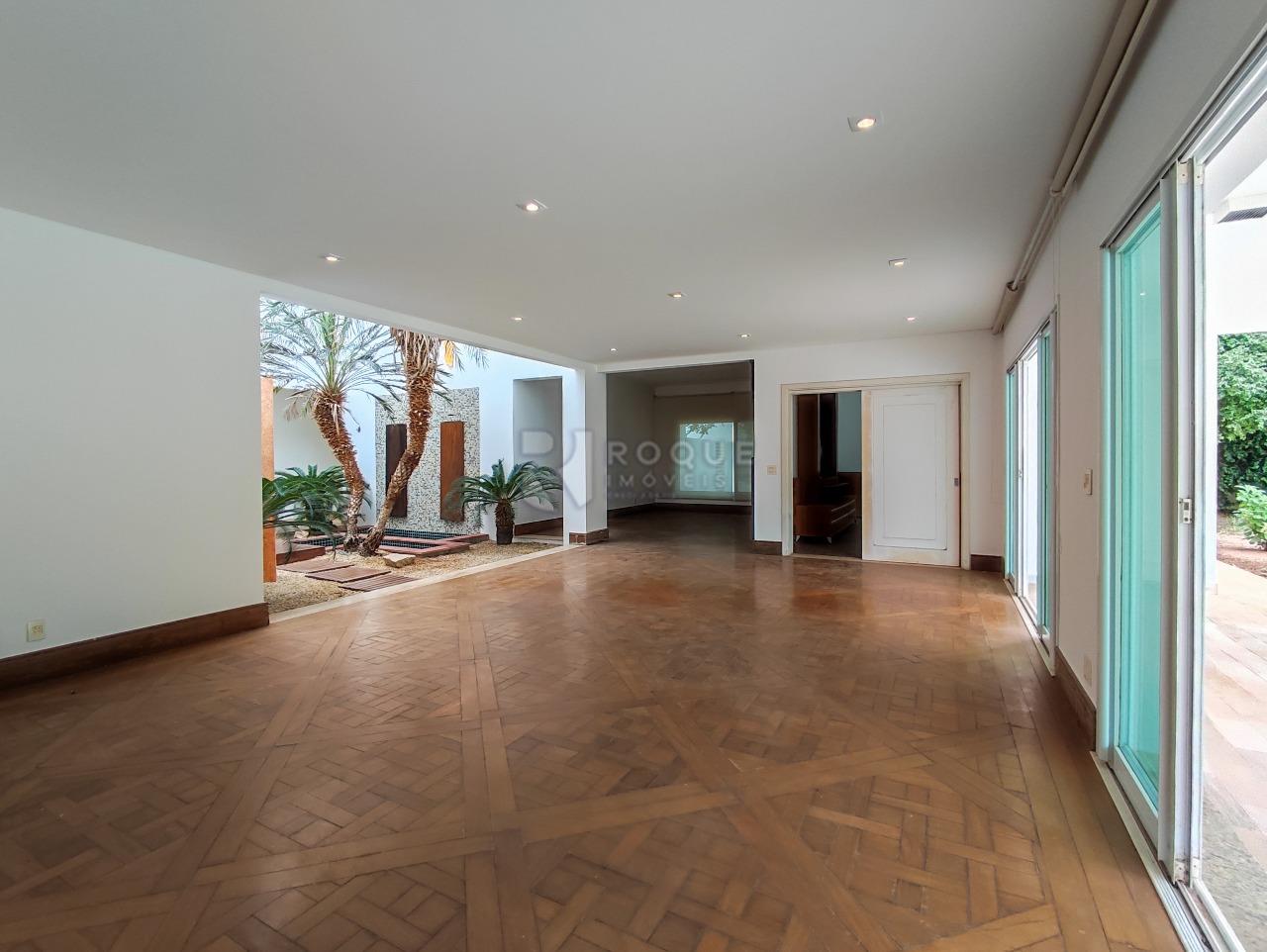 Casa em condomínio à venda no bairro Jardim Itapoã: SALA DE ESTAR