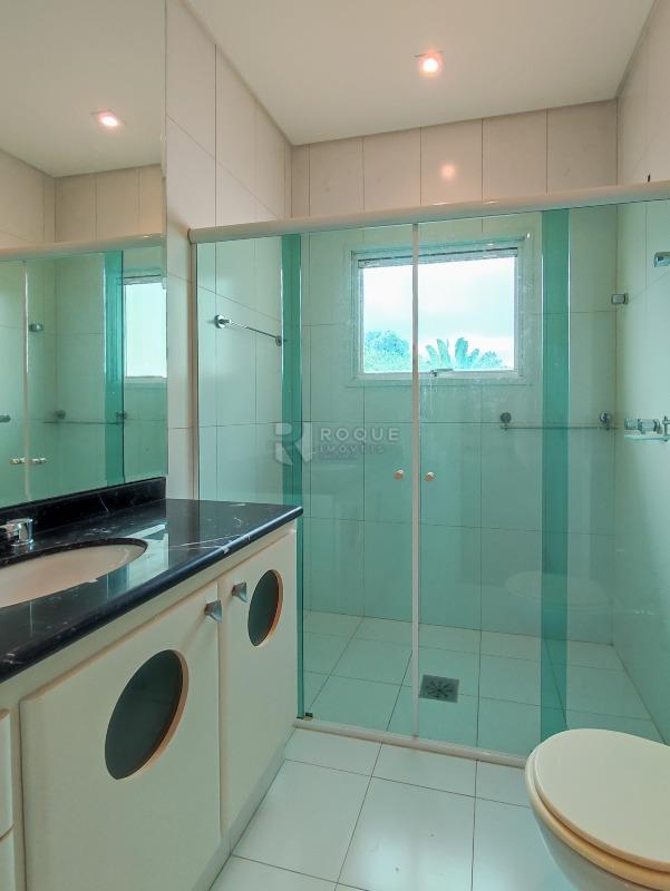 Casa em condomínio à venda no bairro Jardim Itapoã: WC SUÍTE 4