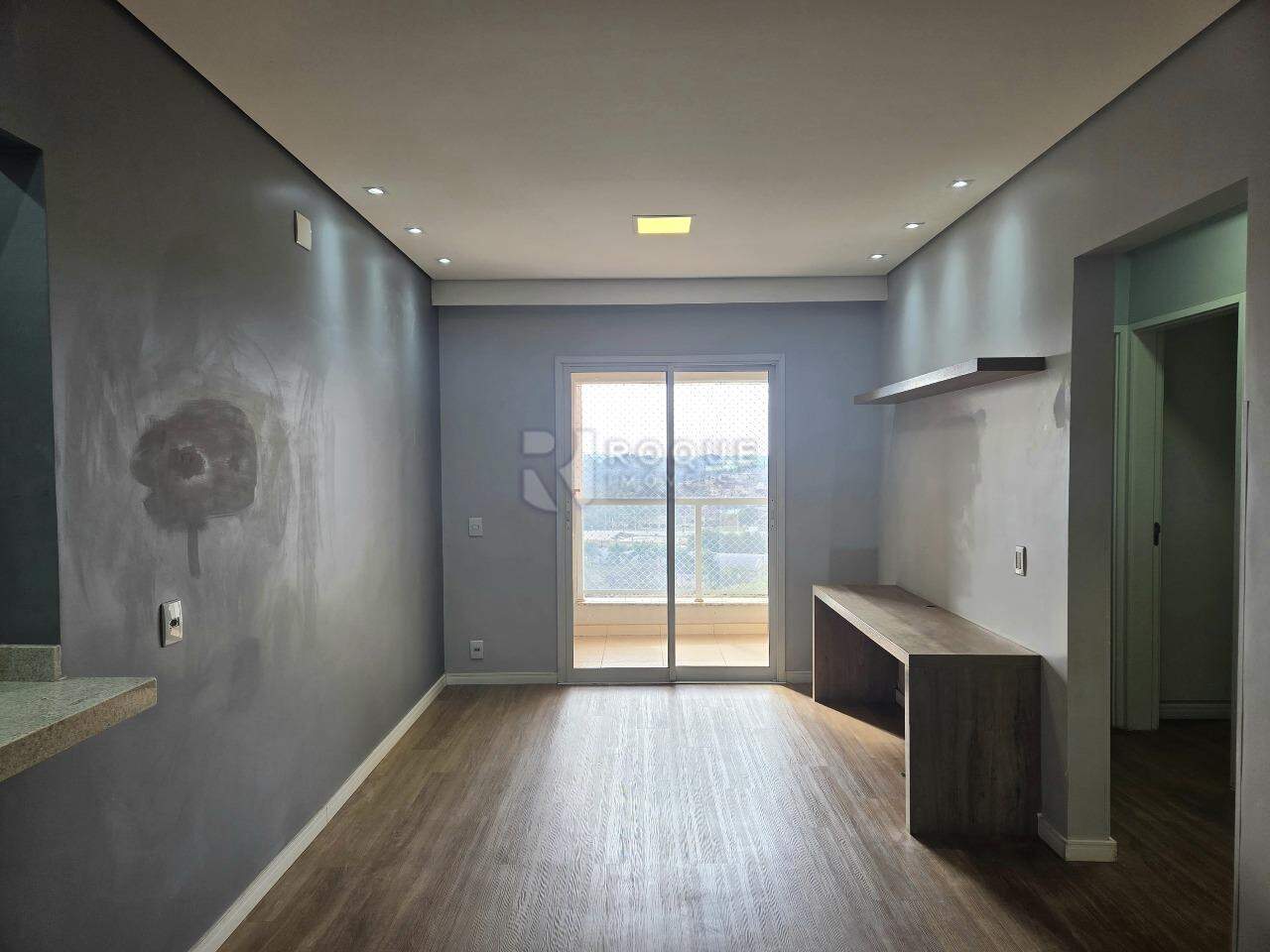 Apartamento para aluguel no bairro CENTRO: Sala