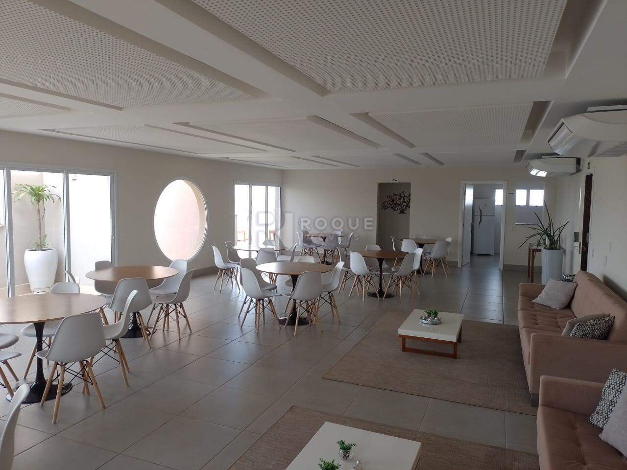 Apartamento para aluguel no bairro CENTRO: Salão de festas