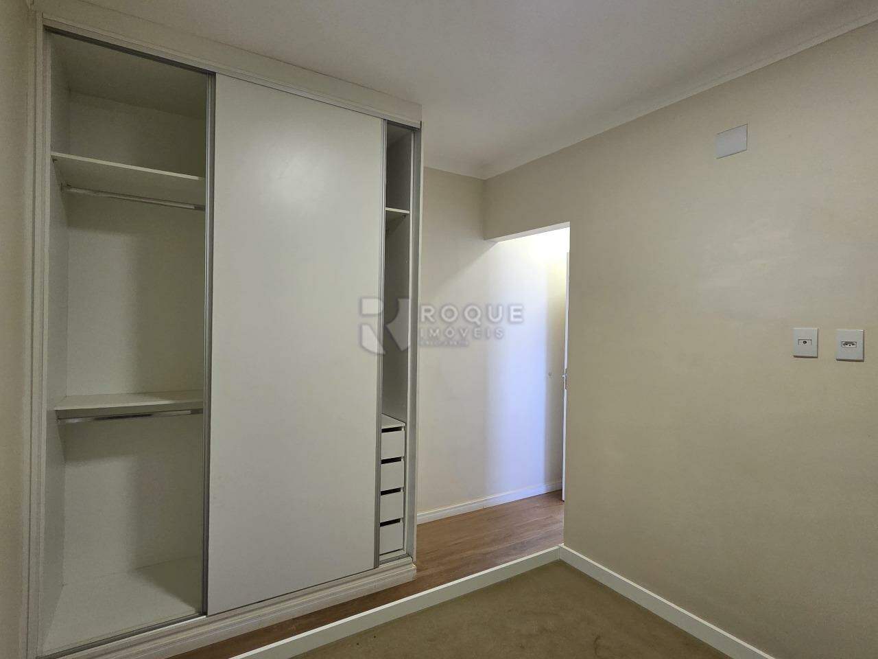 Apartamento para aluguel no bairro CENTRO: Suíte
