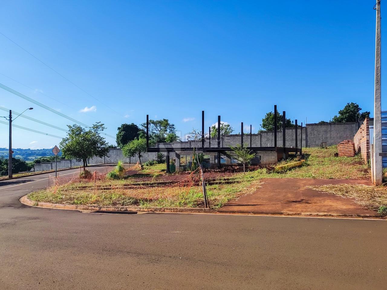 Terreno em condomínio à venda no bairro Residencial Florisa: 