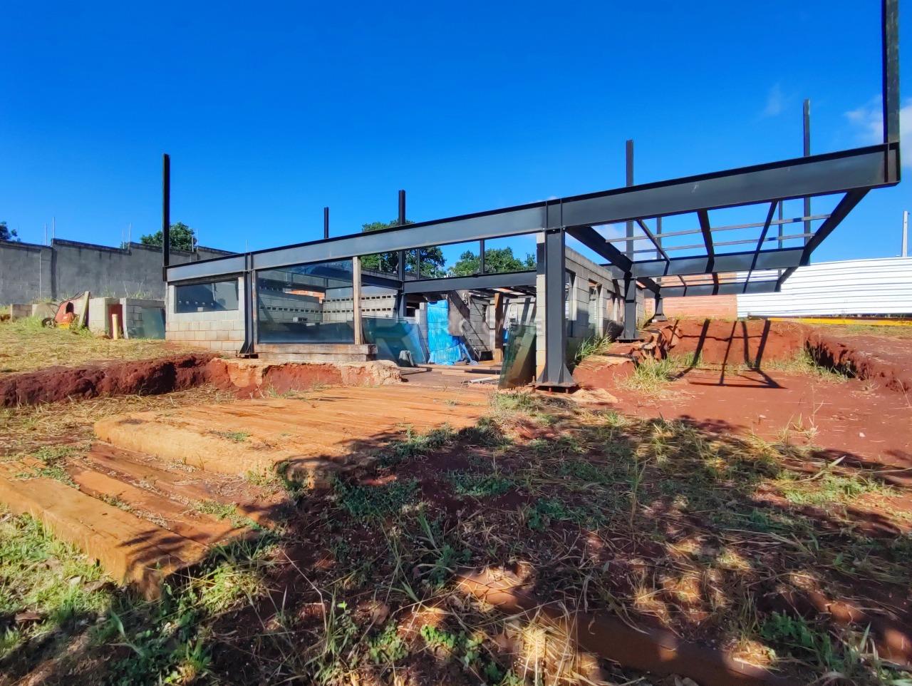 Terreno em condomínio à venda no bairro Residencial Florisa: 