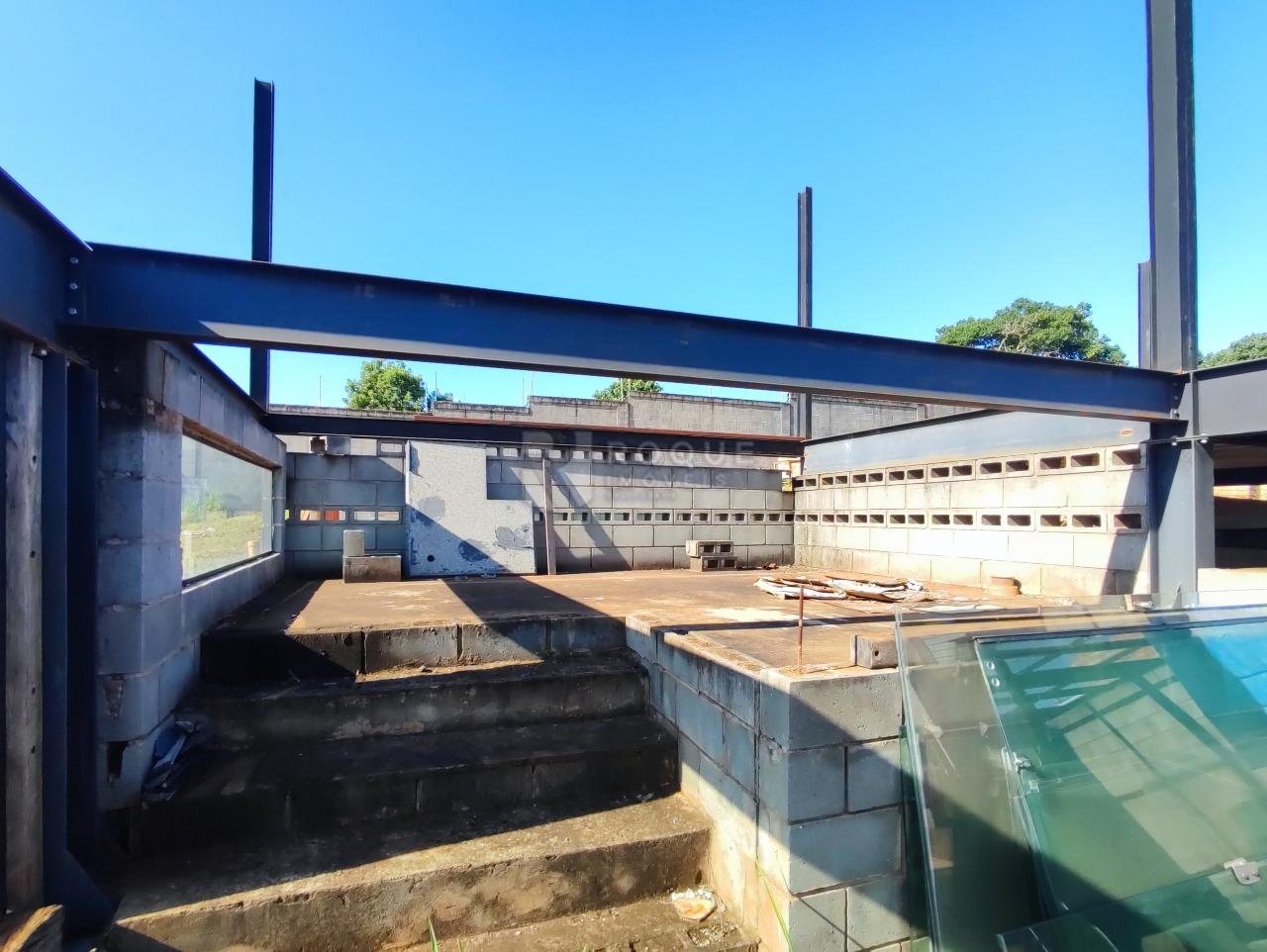 Terreno em condomínio à venda no bairro Residencial Florisa: 