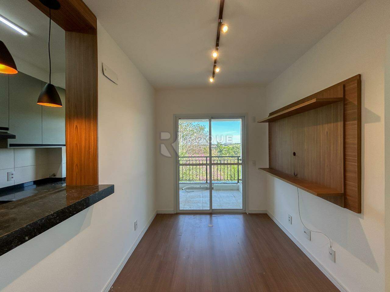 Apartamento para aluguel no bairro Jardim Florença: Sala