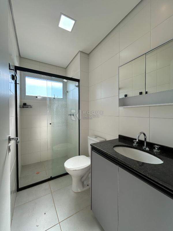 Apartamento para aluguel no bairro Jardim Florença: WC suíte