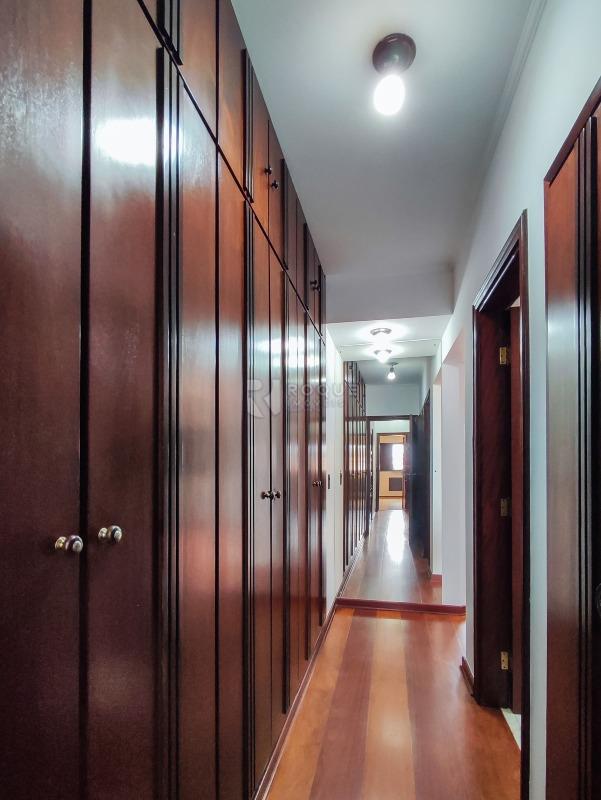 Apartamento à venda no bairro Centro: CLOSET SUÍTE MASTER