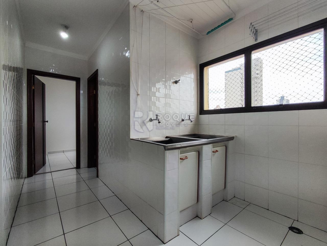 Apartamento à venda no bairro Centro: LAVANDERIA