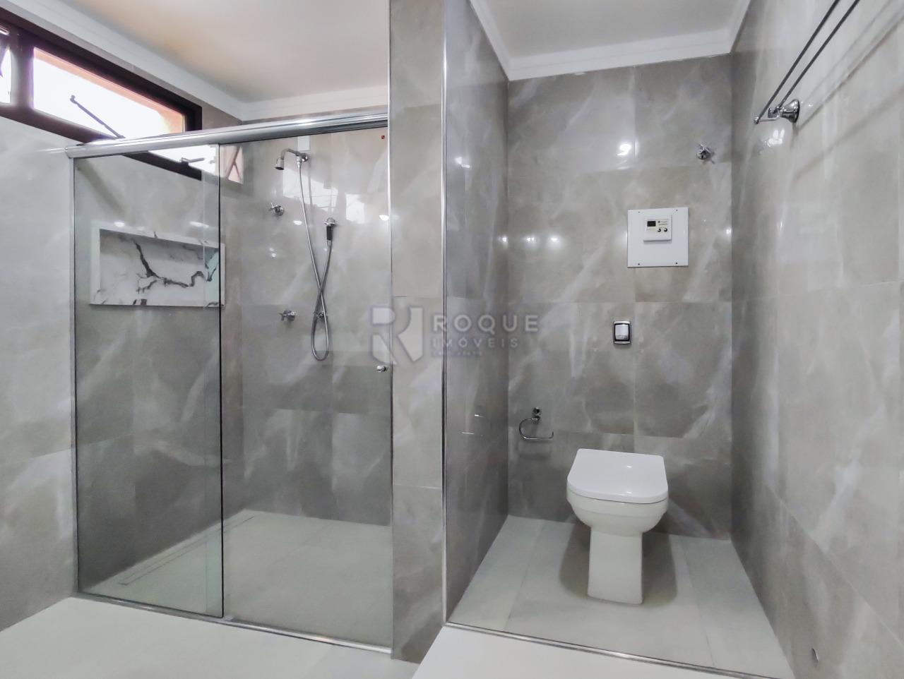 Apartamento à venda no bairro Centro: WC SUÍTE MASTER