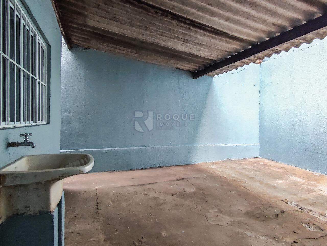 Casa Residencial à venda no bairro Parque Residencial Abílio Pedro: LAVANDERIA