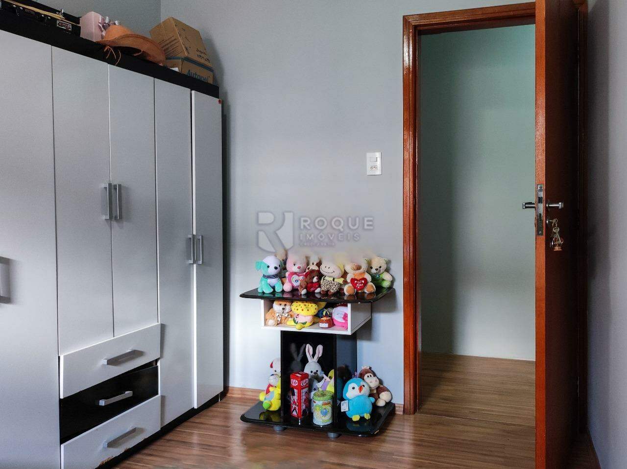 Casa Residencial à venda no bairro Jardim São Lourenço: DORMITÓRIO 1