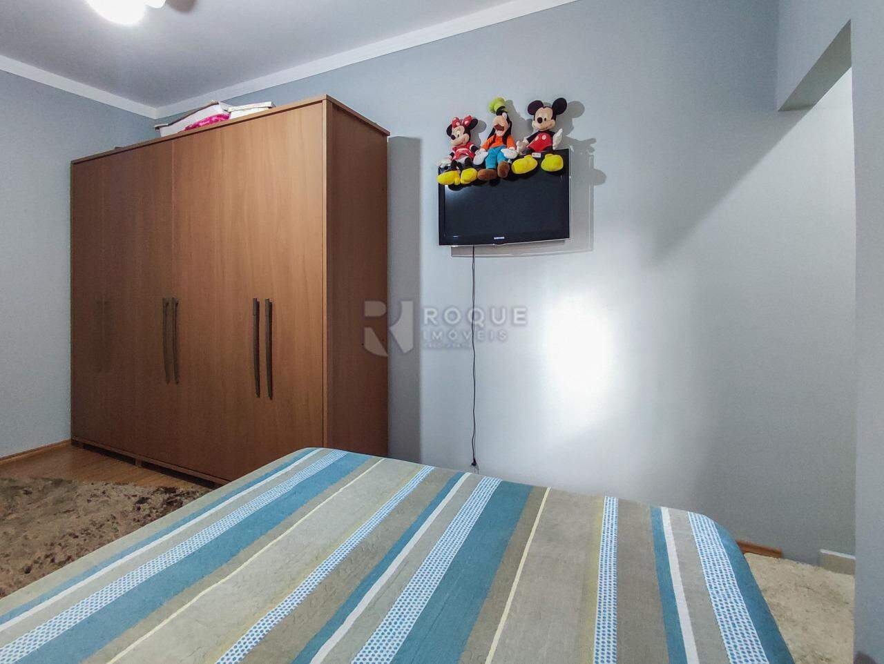 Casa Residencial à venda no bairro Jardim São Lourenço: SUÍTE