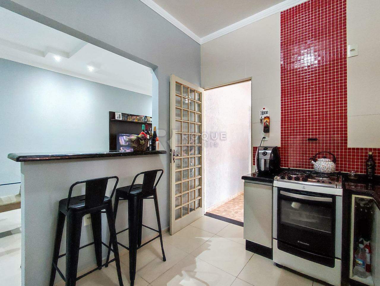 Casa Residencial à venda no bairro Jardim São Lourenço: COZINHA