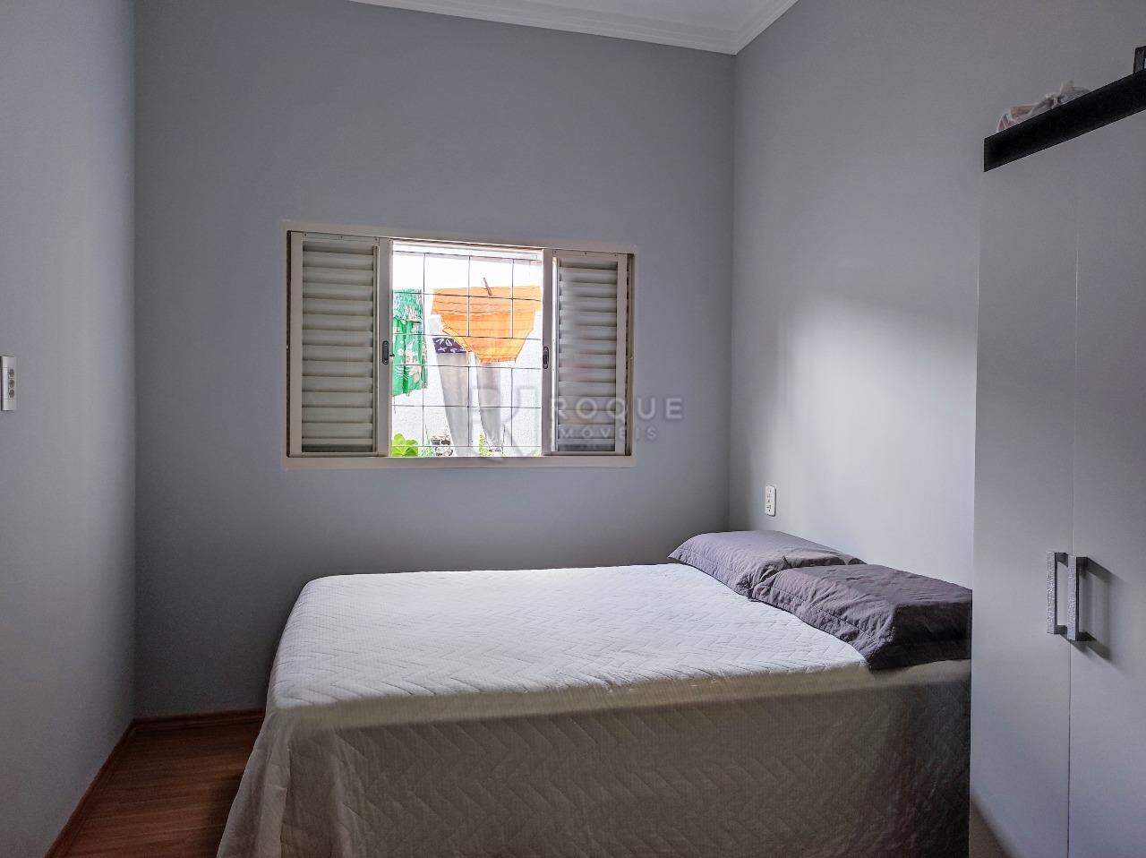 Casa Residencial à venda no bairro Jardim São Lourenço: DORMITÓRIO 1