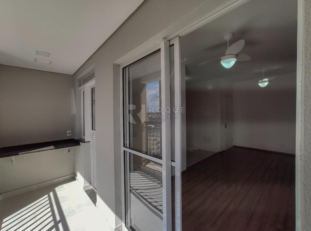 Apartamento para aluguel no bairro Jardim Santa Adélia: Sacada