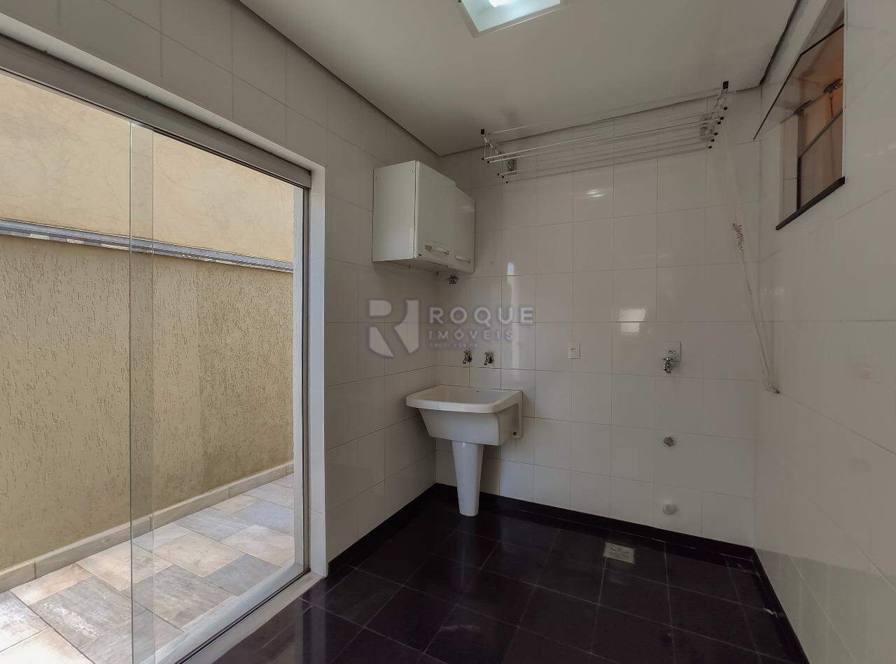 Casa em condomínio para aluguel no bairro Jardim Terras de Santa Elisa: Área de serviço 