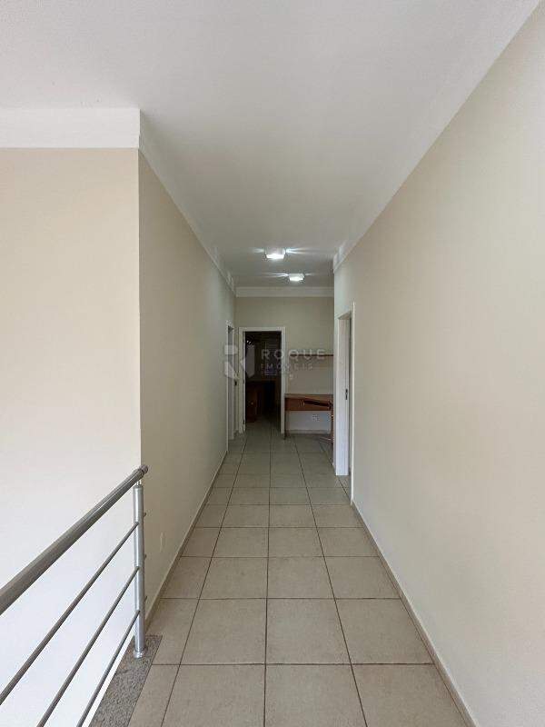 Casa em condomínio para aluguel no bairro Jardim Terras de Santa Elisa: Hall segundo andar