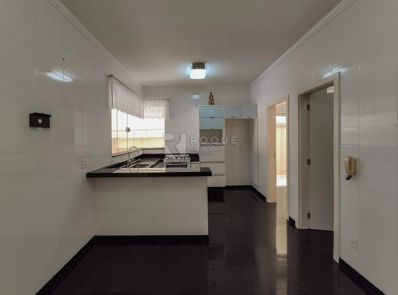 Casa em condomínio para aluguel no bairro Jardim Terras de Santa Elisa: Copa / coziinha 