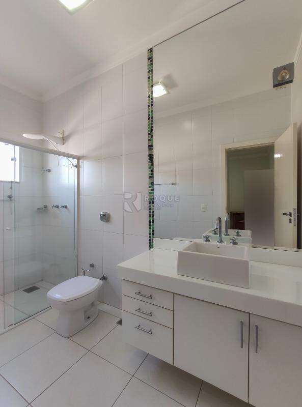 Casa em condomínio para aluguel no bairro Jardim Terras de Santa Elisa: WC Suíte 2 segundo andar 