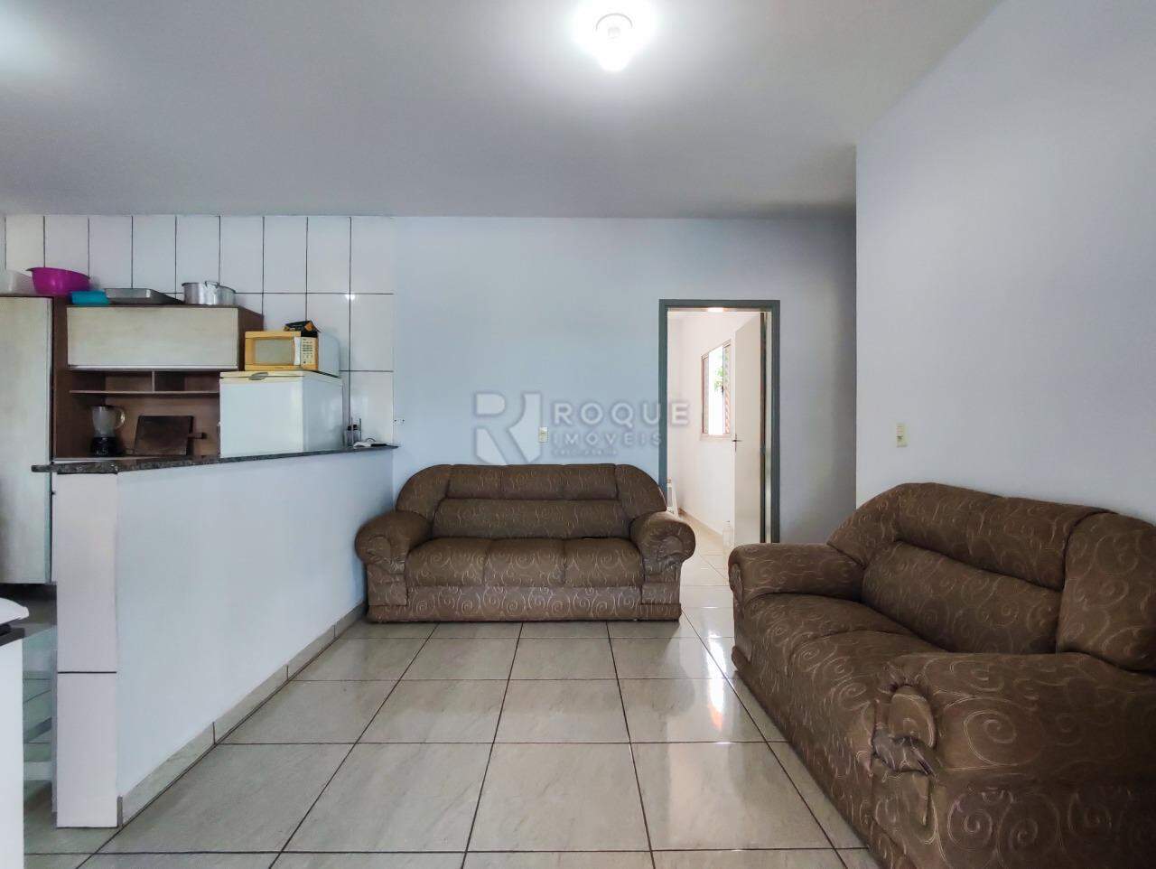 Chácara à venda no bairro Bairro dos Pires: SALA DE ESTAR
