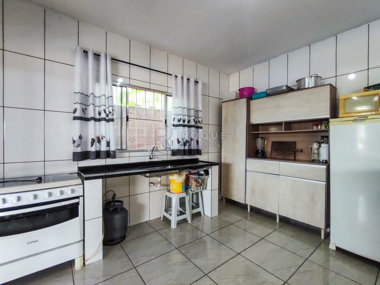 Chácara à venda no bairro Bairro dos Pires: COZINHA
